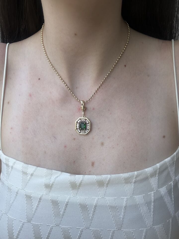 Green Stone Serenay Necklace