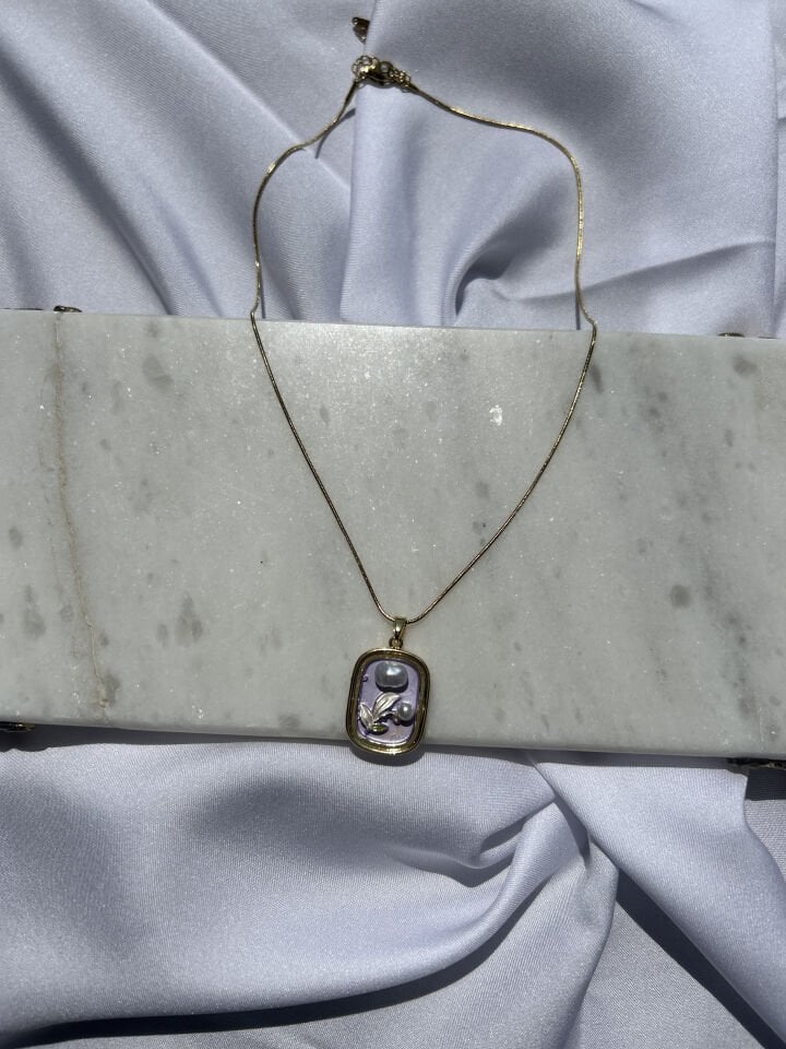 Gold Pinterest Necklace