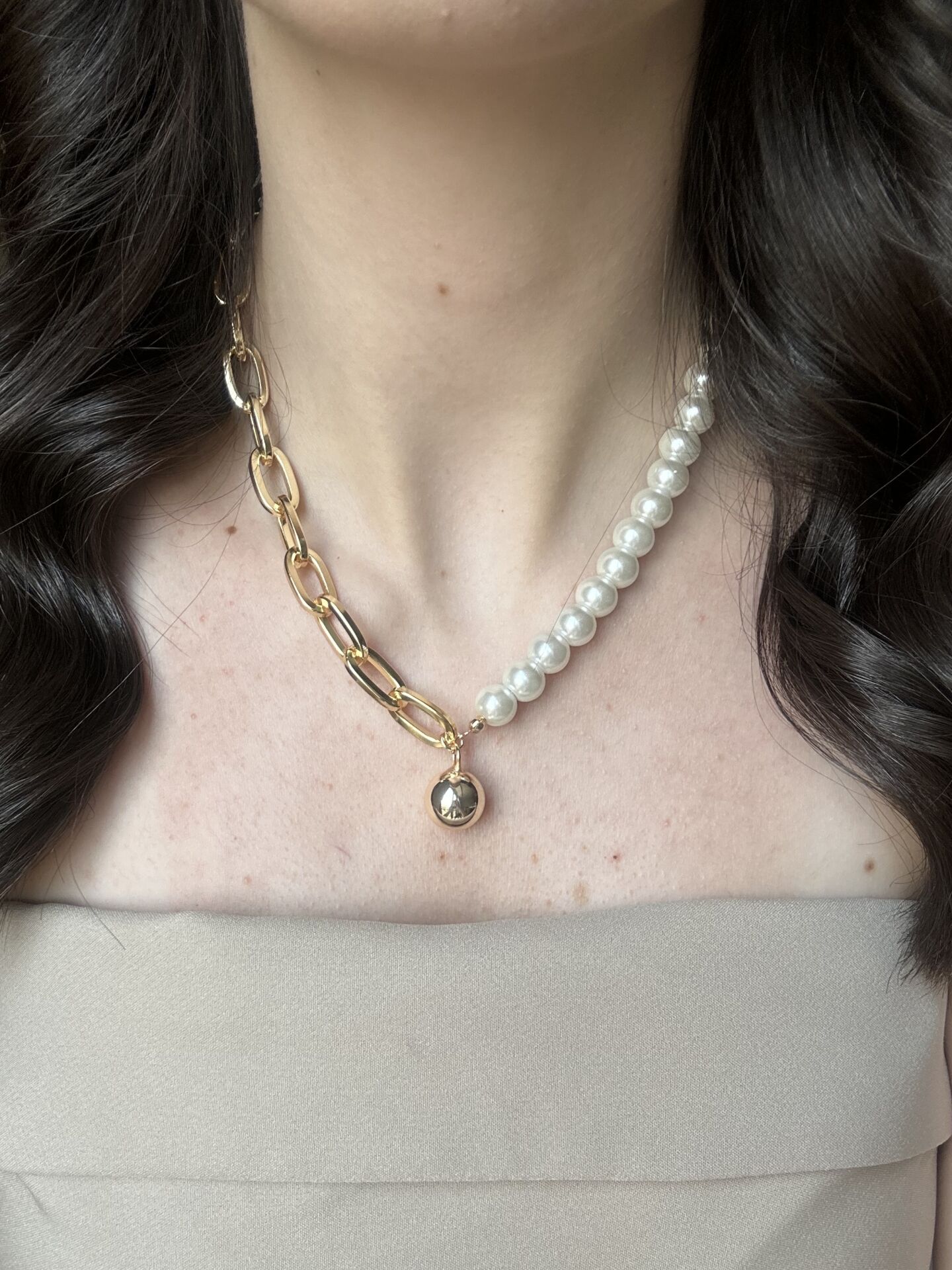 Gold Toplu İnci ve Zincir Detaylı Kolye