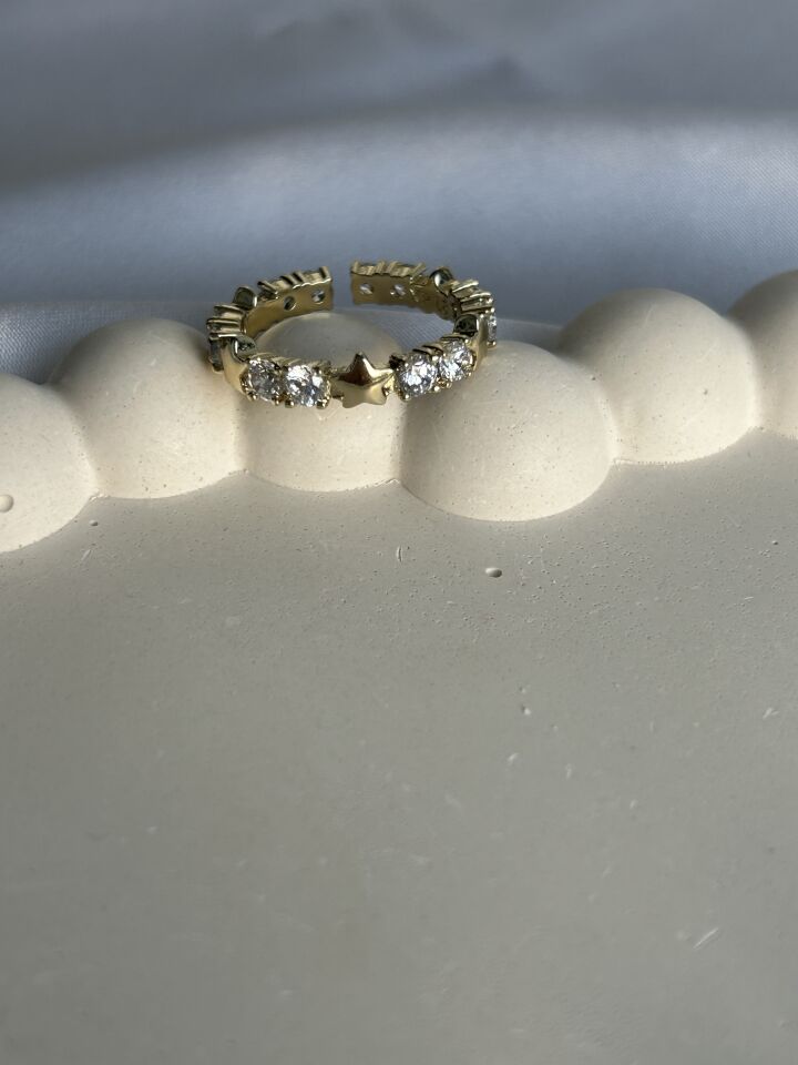 Yıldız Taşlı Yüzük