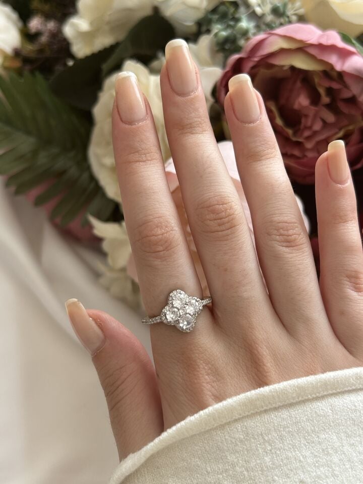 Zirkon Silver Yonca Yüzük