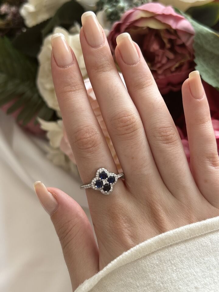 Zirkon Lacivert Yonca Yüzük