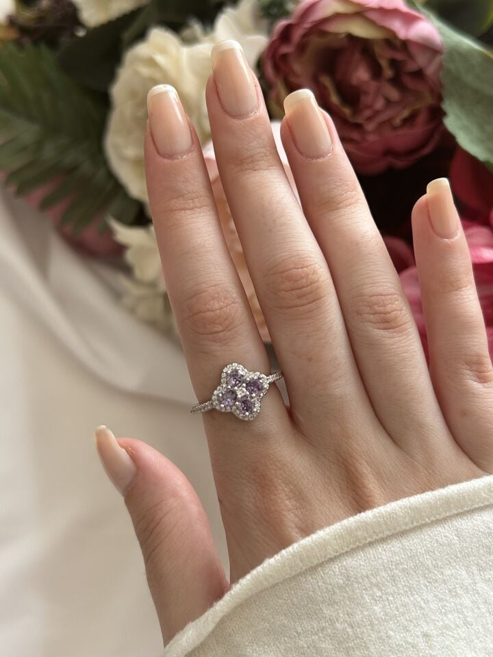 Zirkon Mor Yonca Yüzük