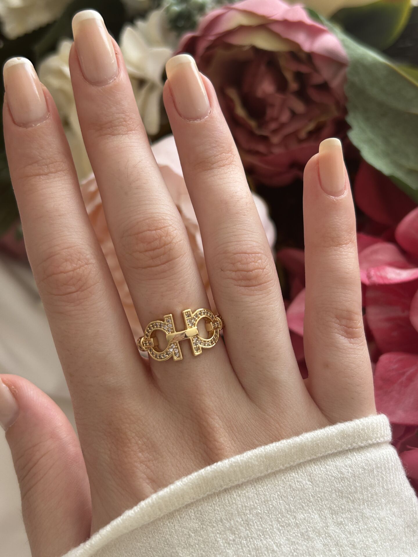 Gold A Tasarım Yüzük