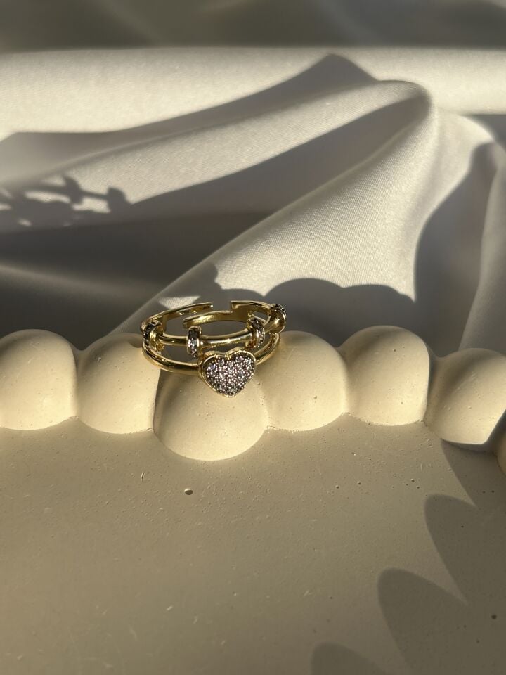 Çift Sıra Kalp Detaylı Yüzük