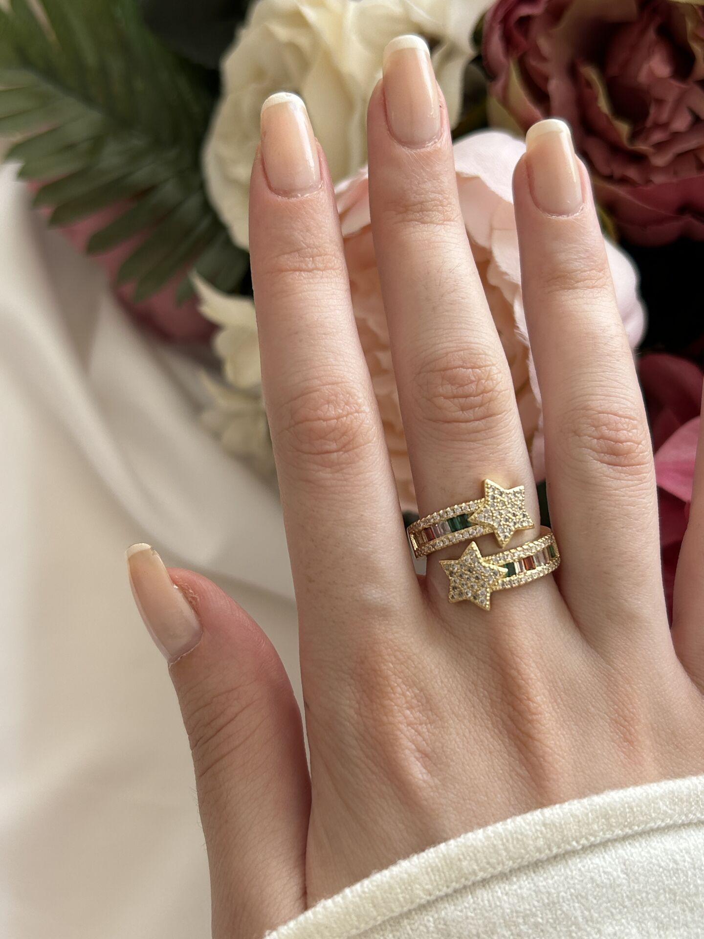 Yıldız Detay Gökkuşağı Yüzük