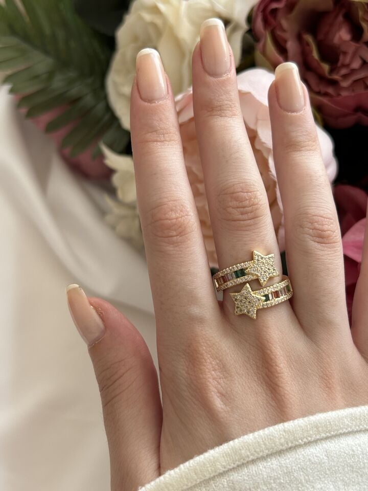 Yıldız Detay Gökkuşağı Yüzük