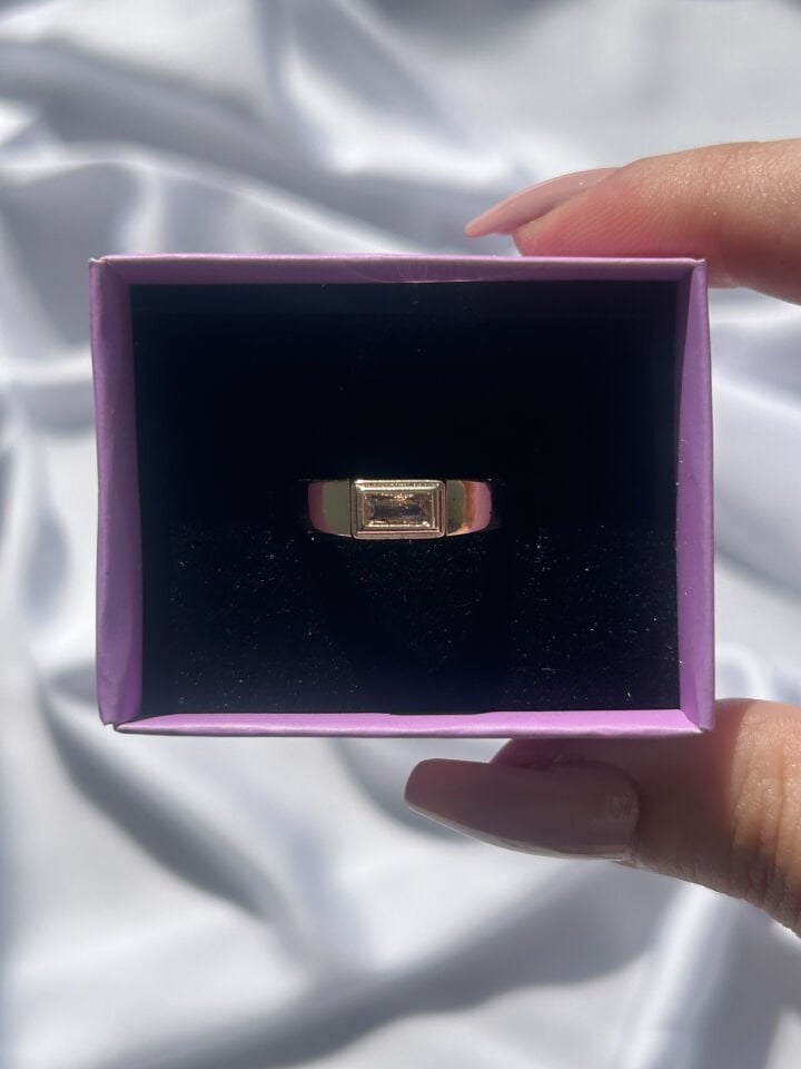 Pembe Taşlı Retro Yüzük