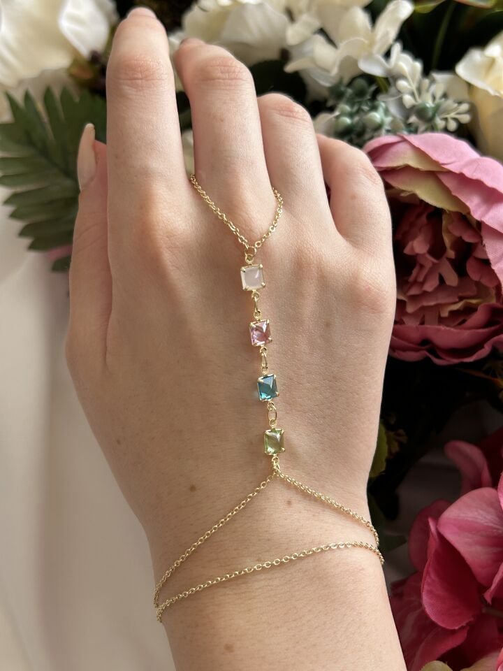 Renki Baget Şahmeran