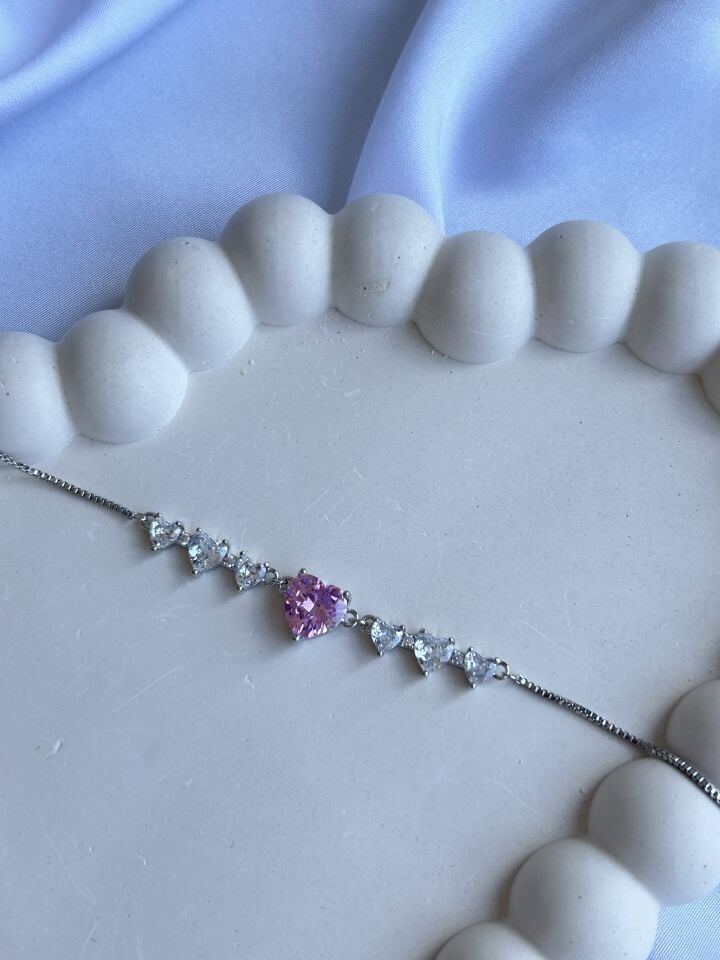 Heart Detail Stylish Bracelet