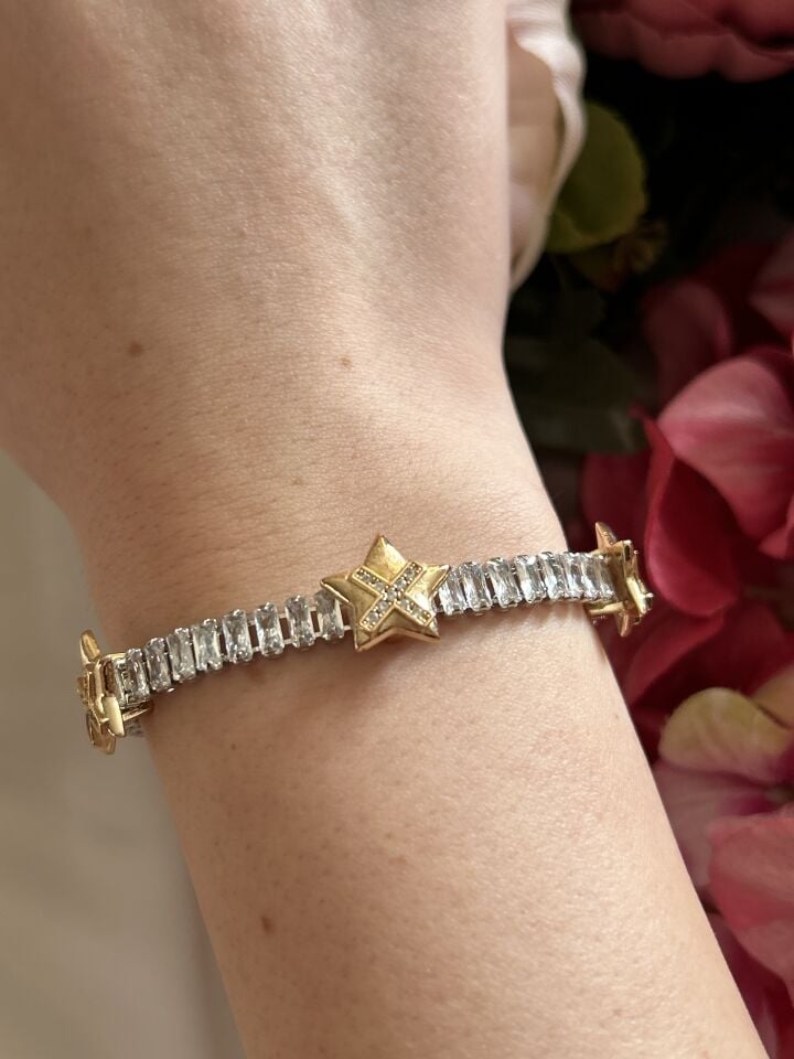 Gold Star Detail Waterway Bracelet