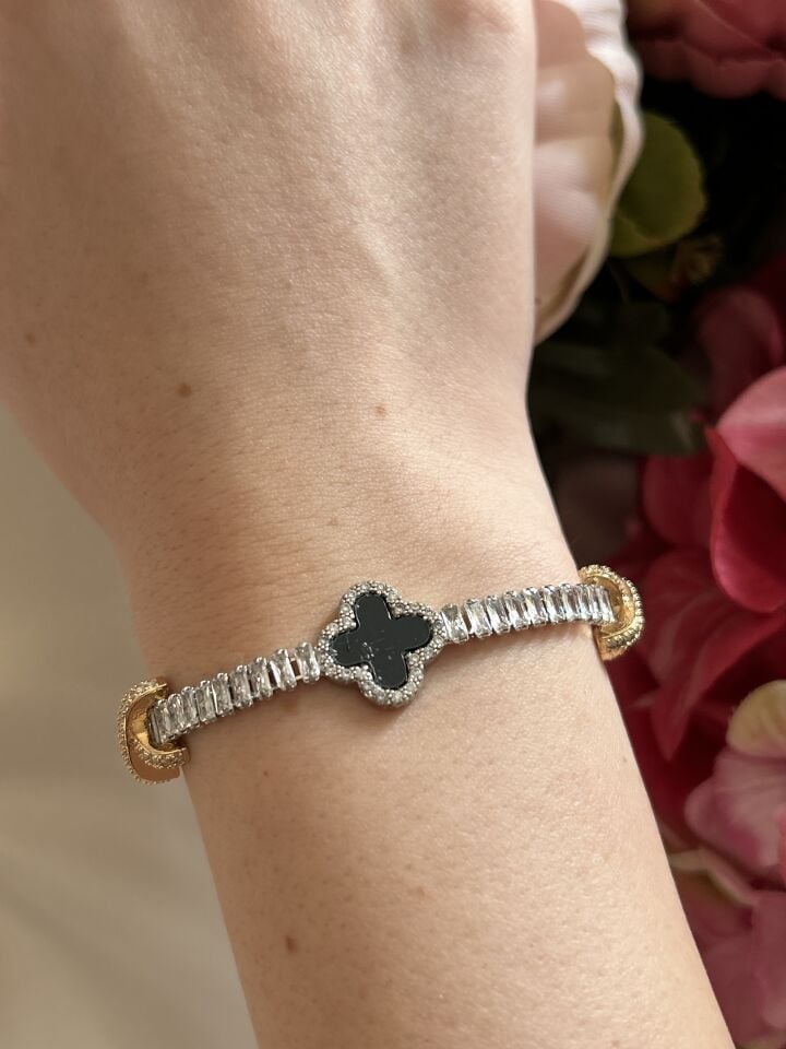 Baguette Bracelet with Black Clover Detail