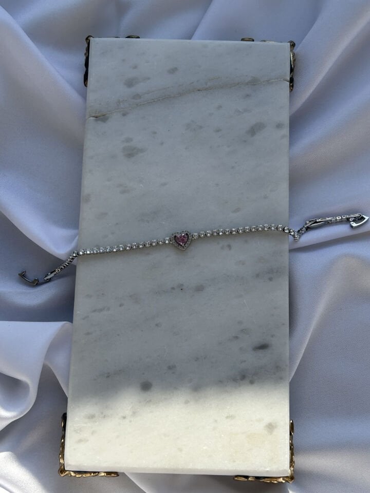 Silver Pink Heart Detailed Waterway Bracelet