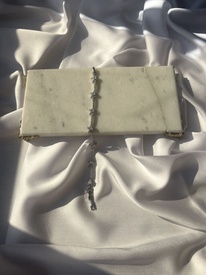 Zirkon Taşlı Gümüş Renk Gökyüzü Yıldız Bileklik