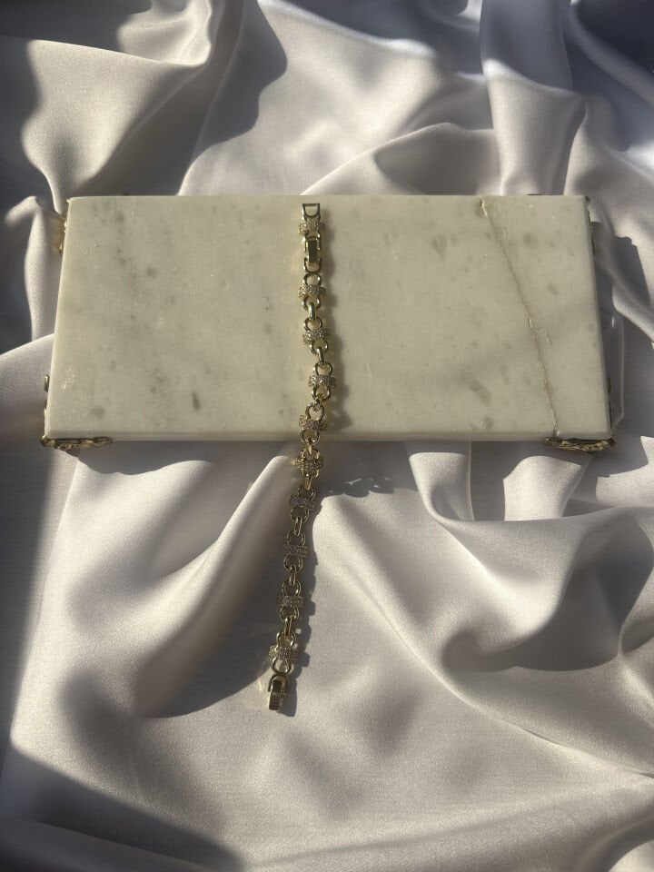 Stone Knot Model Bracelet