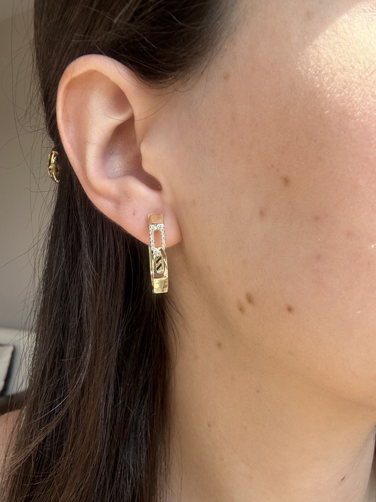 Işıltılı Tasarım Form Küpe