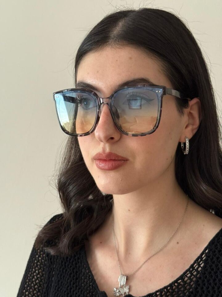 Geniş Çerçeve Retro Güneş Gözlüğü