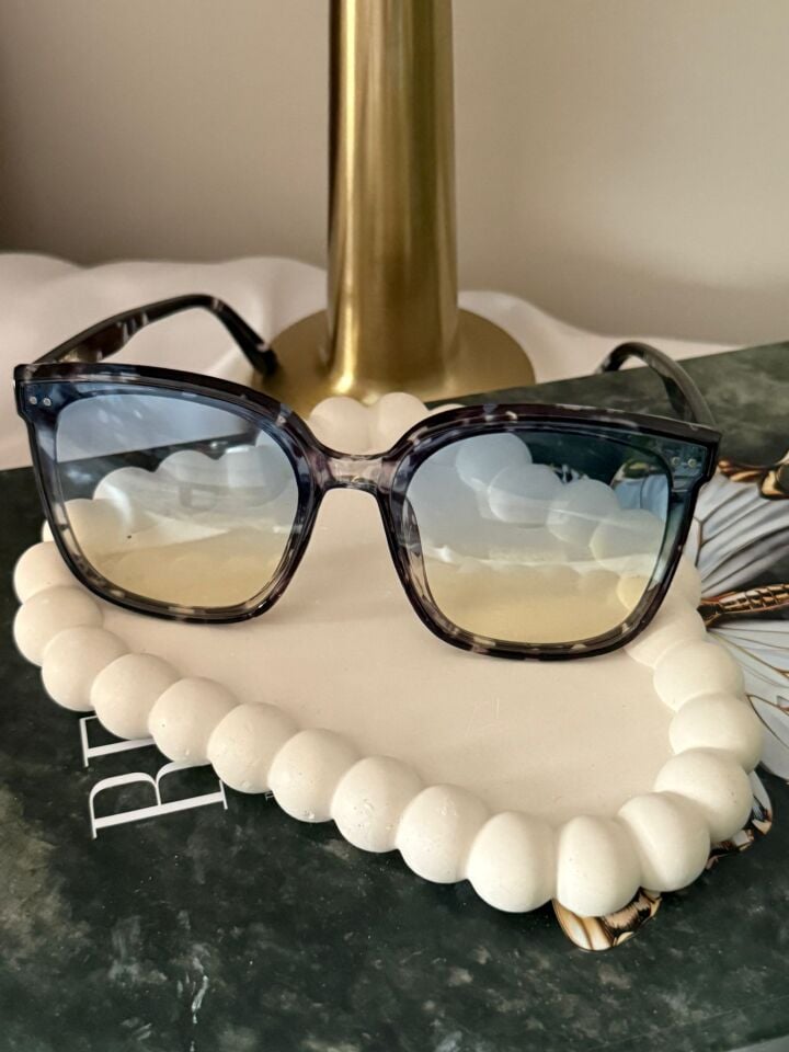 Geniş Çerçeve Retro Güneş Gözlüğü