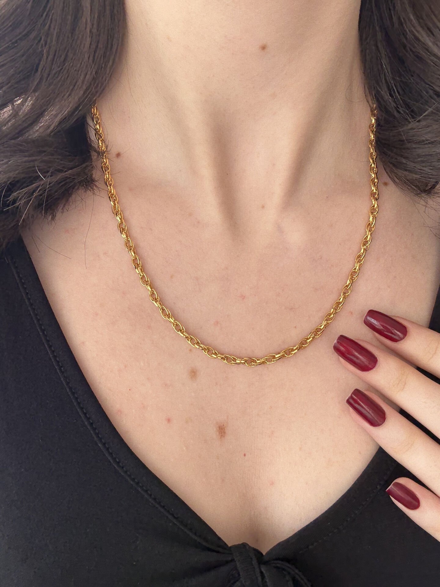 İşlemeli Gold Zincir Kolye