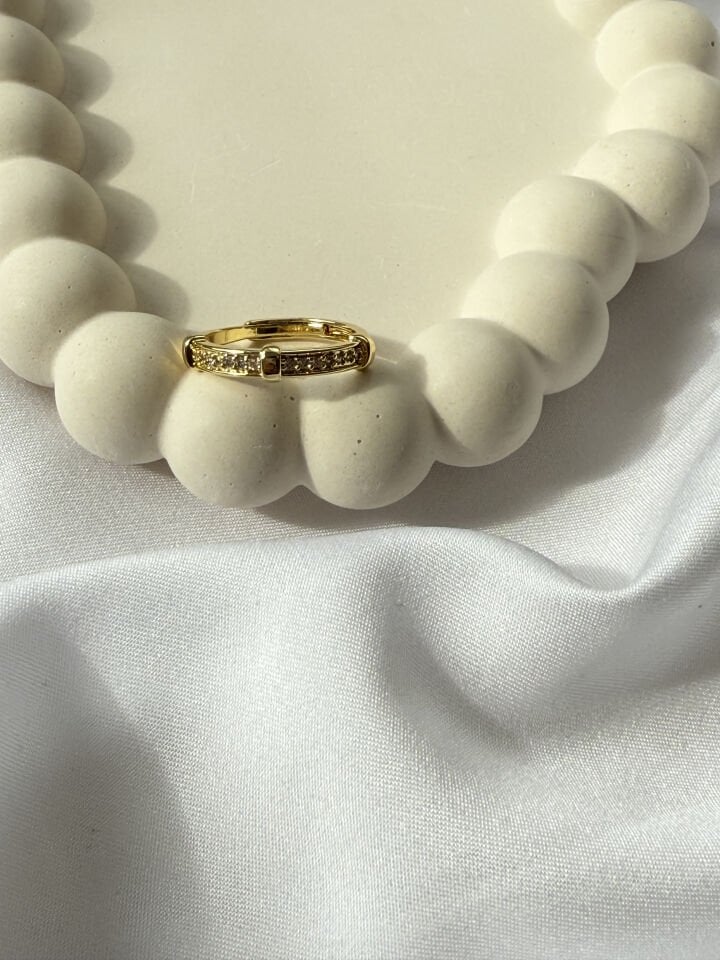 Taş Detaylı Zarif Yüzük