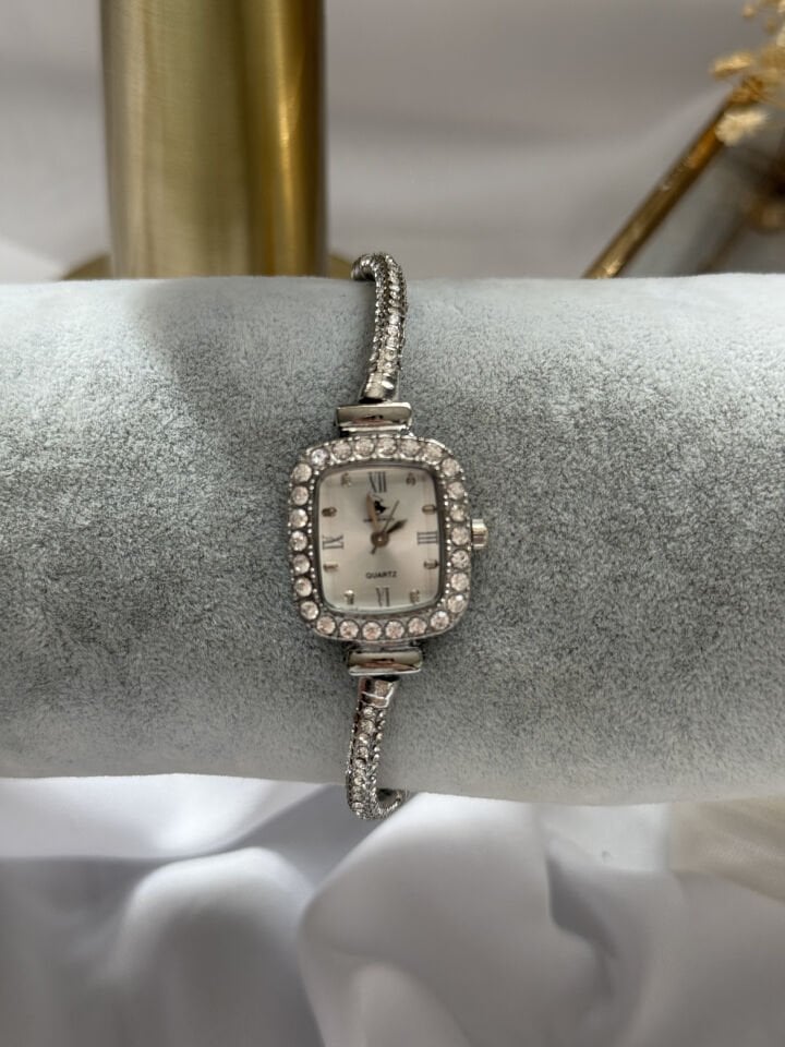 Ayarlanabilir Bileklik Model Saat