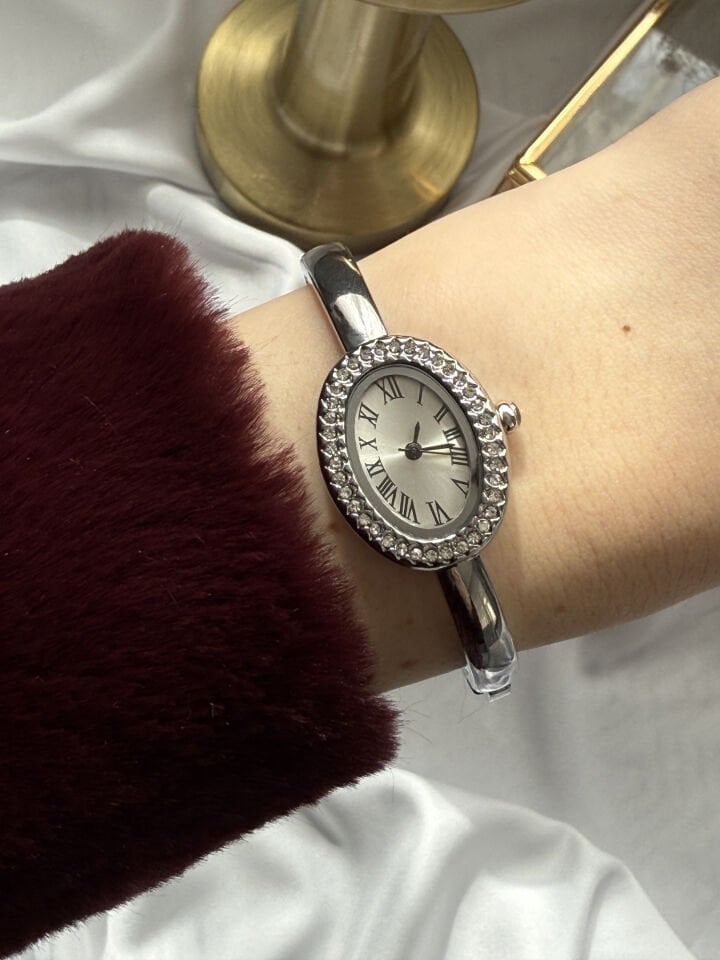 Gümüş Kelepçe Model Saat