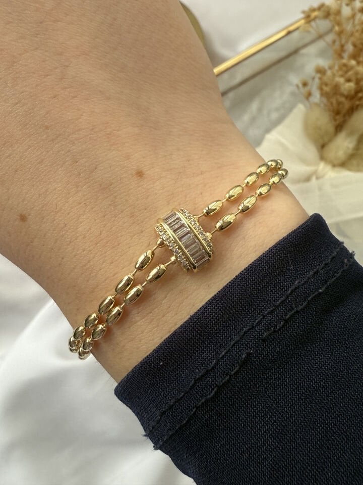 Dorika Bracelet with Stone Details