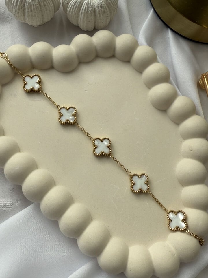 Five Clover Detail Bracelet