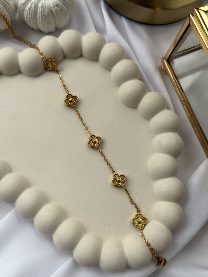 Minik Yonca Detaylı Gold Bileklik