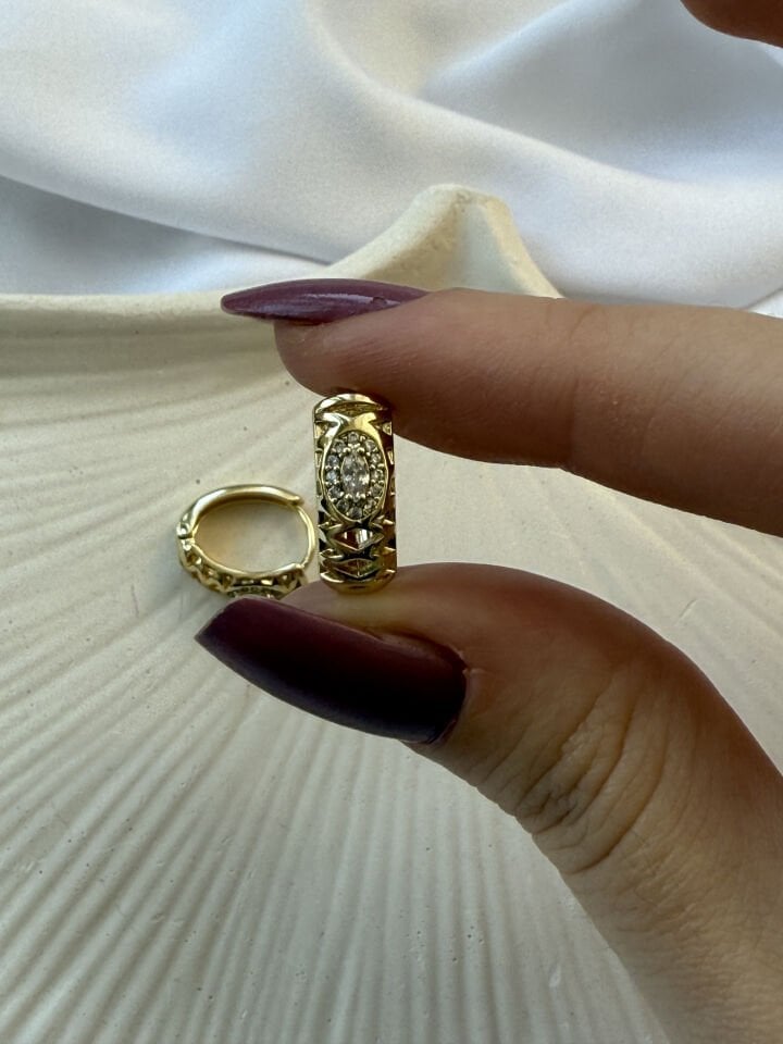 Taşlı Çelik Küpe