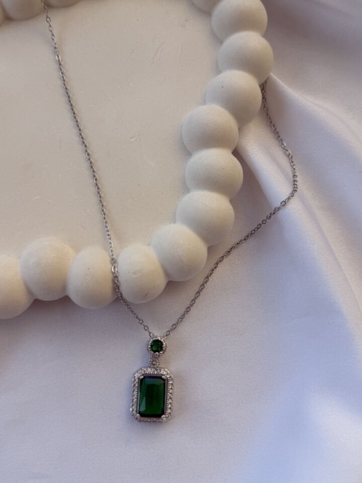 Yeşil Zümrüt Kolye