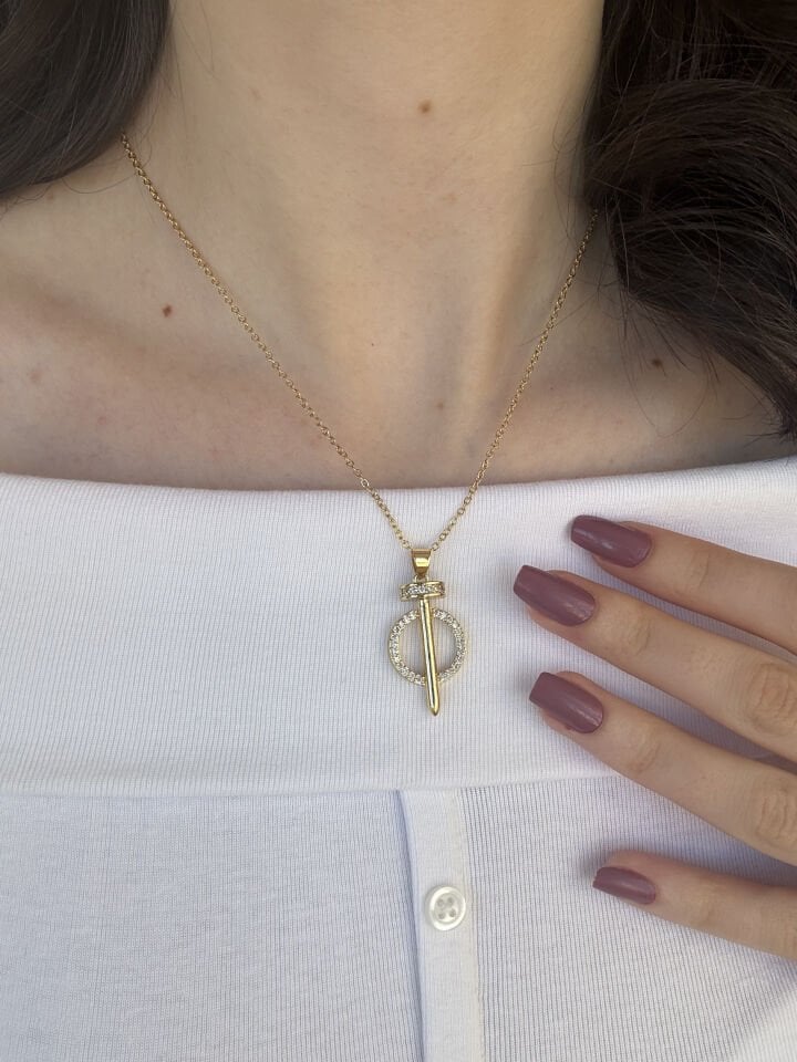 Çivi Tasarım Kolye