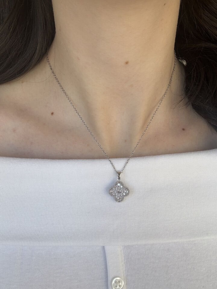 Gümüş Yonca Kolye