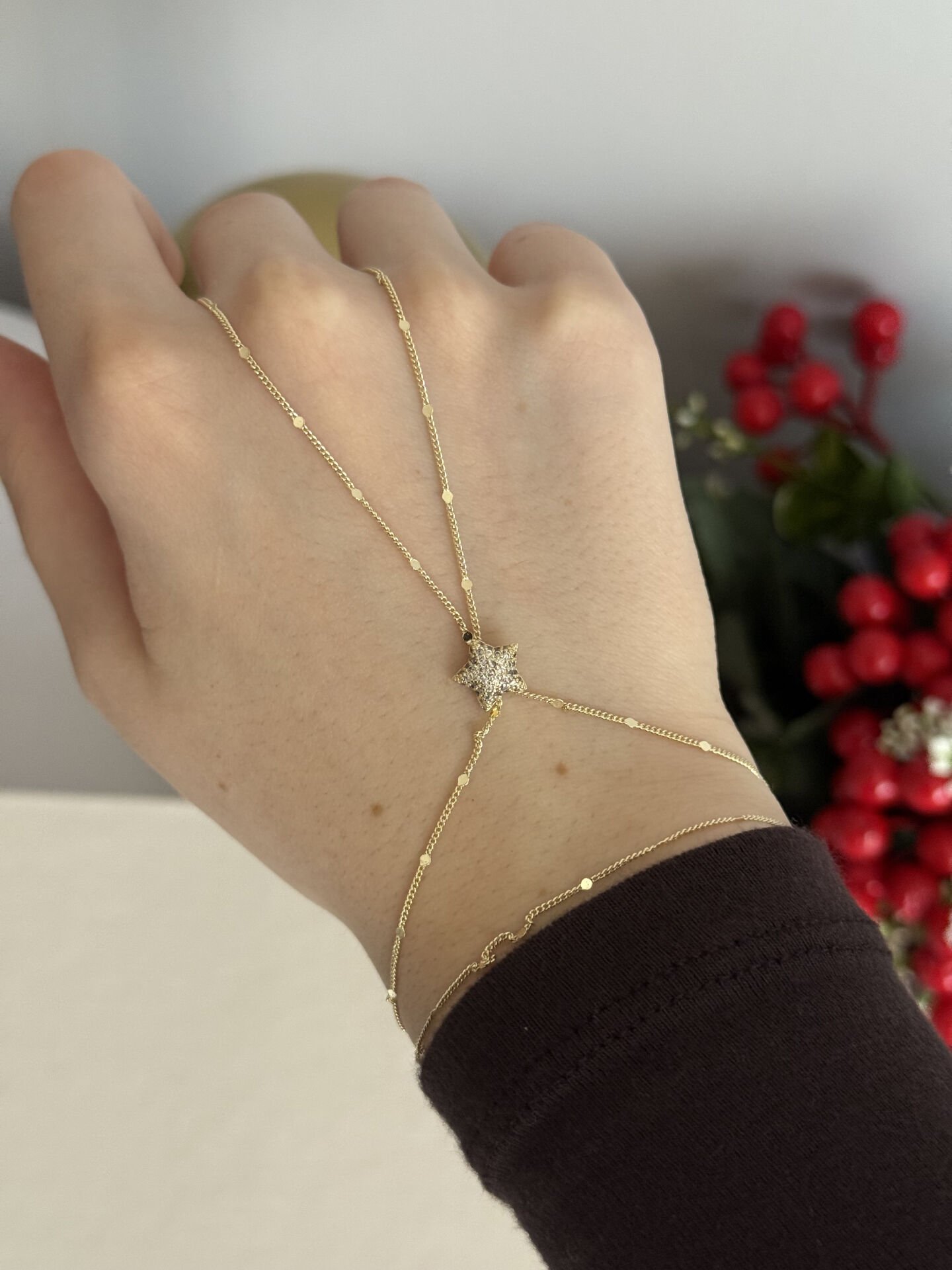 Sırıus Yıldız Detay Şahmeran