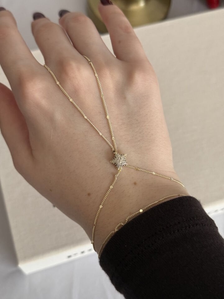 Sırıus Yıldız Detay Şahmeran