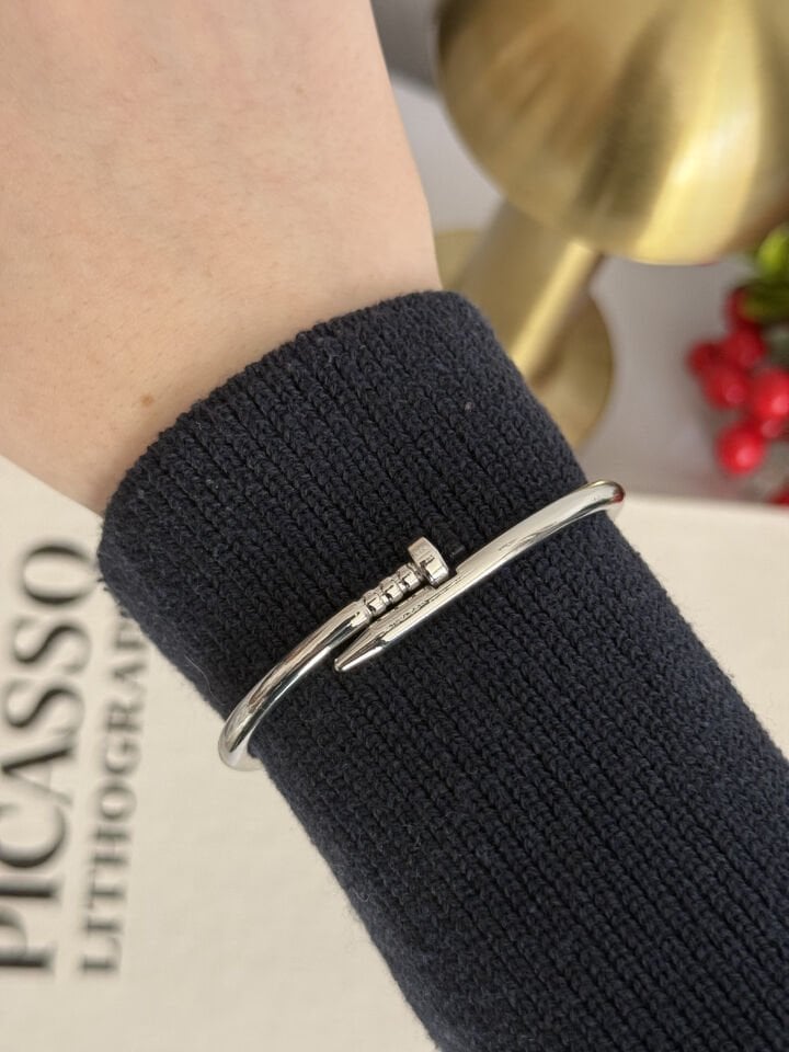 Gümüş Çivi Model Kelepçe Bileklik