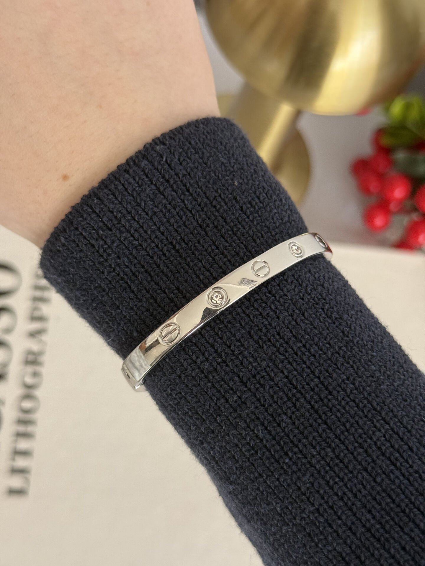 Silver Taş Detaylı Kelepçe Bileklik