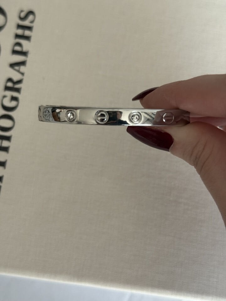 Silver Taş Detaylı Kelepçe Bileklik